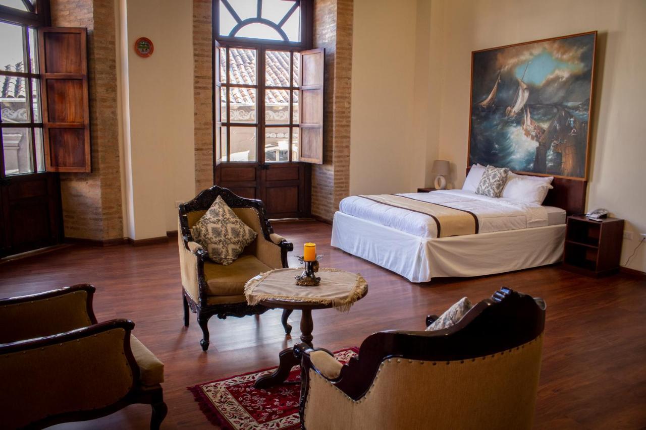 Flore Hotel Boutique Куенка Екстериор снимка