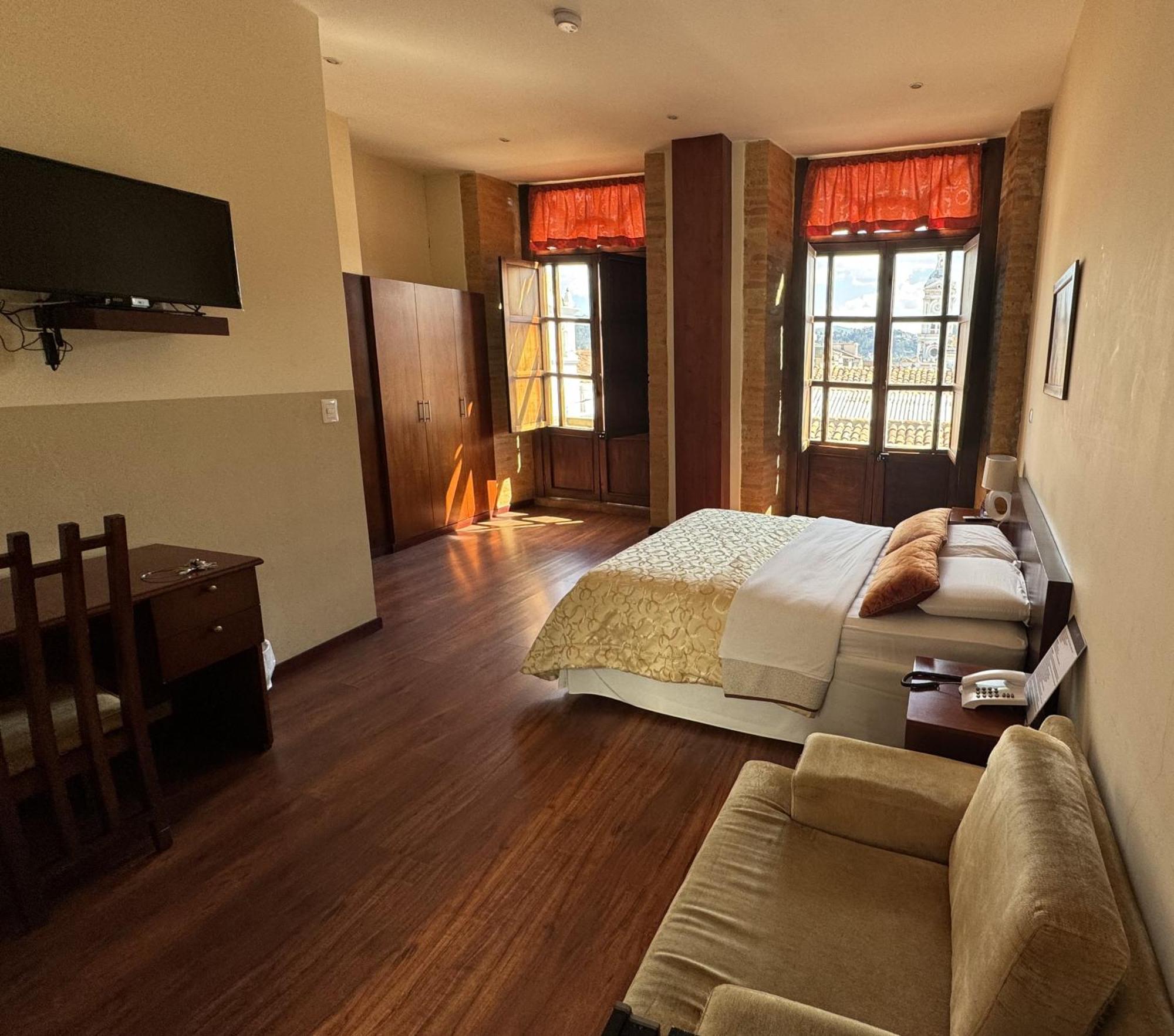 Flore Hotel Boutique Куенка Екстериор снимка