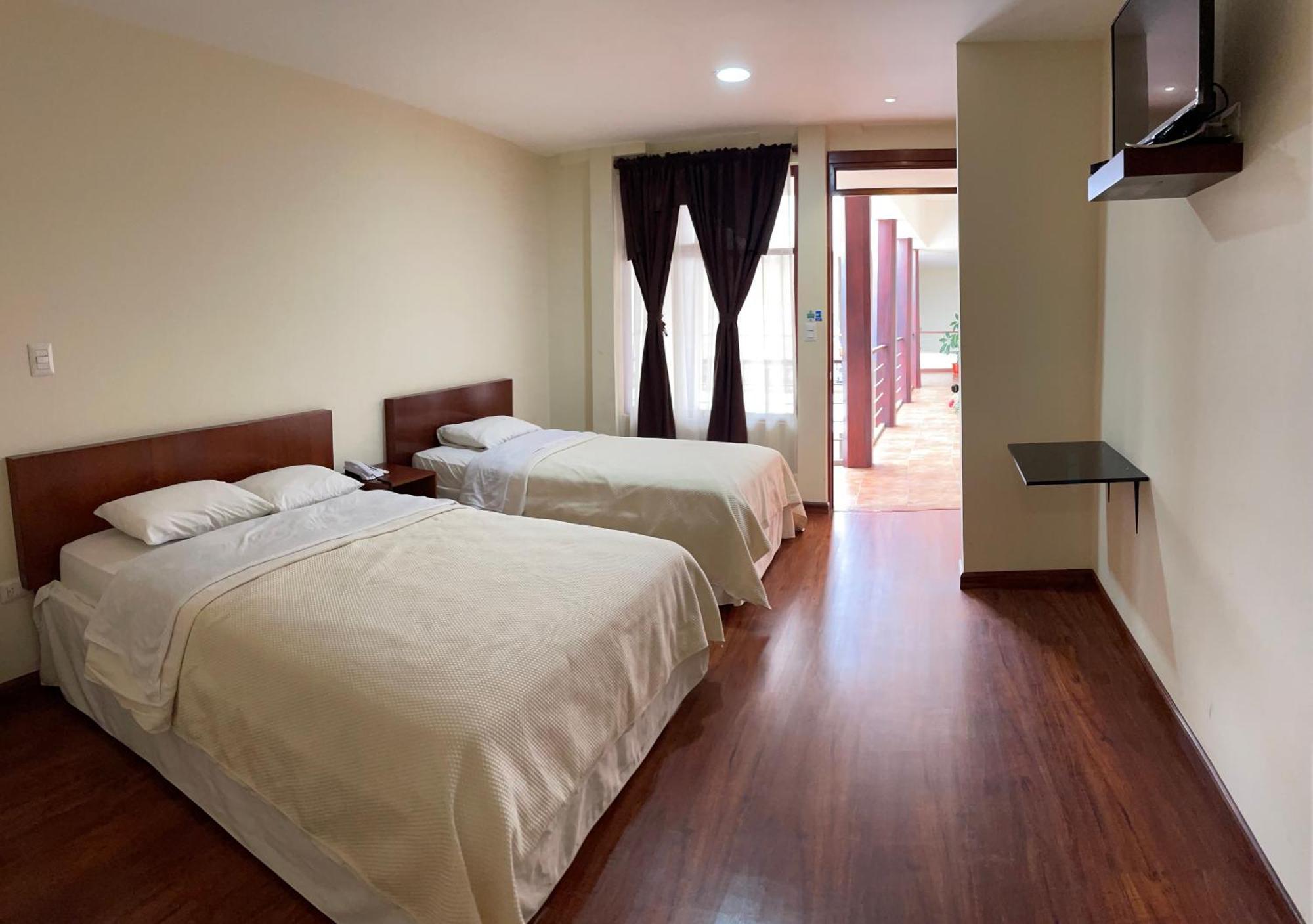Flore Hotel Boutique Куенка Екстериор снимка