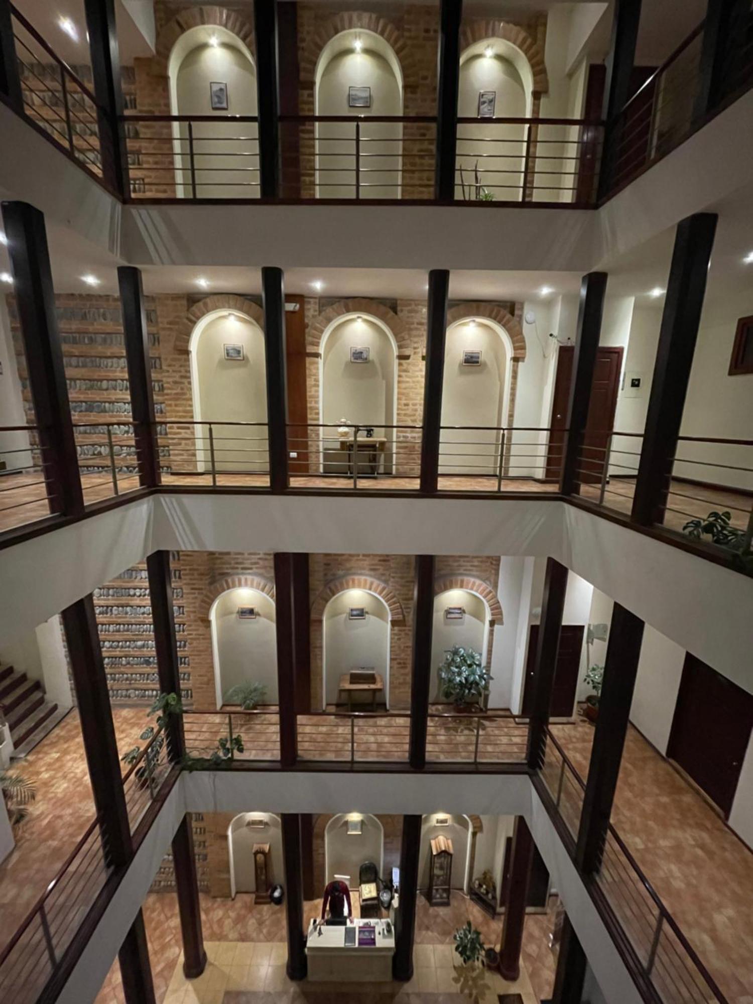 Flore Hotel Boutique Куенка Екстериор снимка
