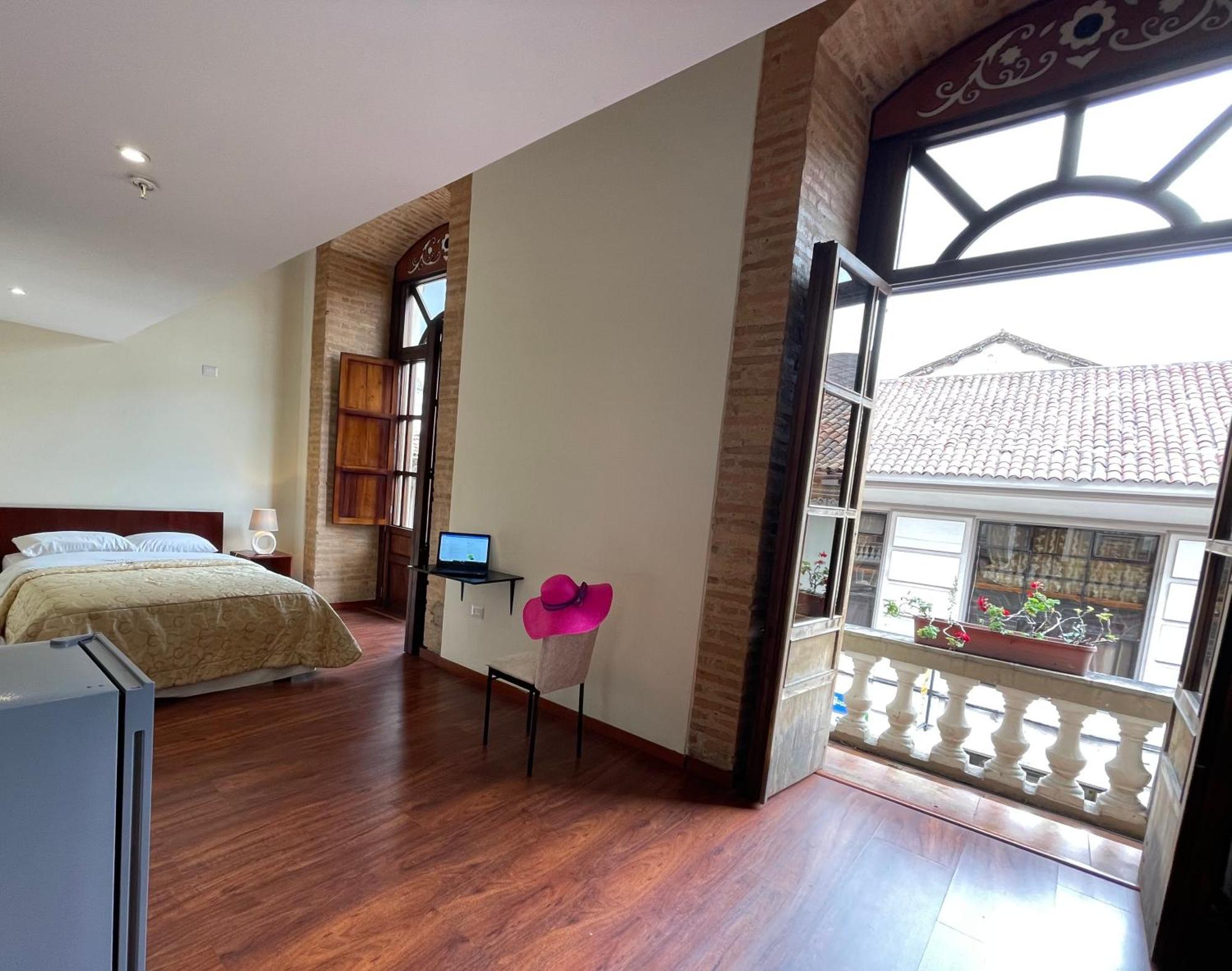 Flore Hotel Boutique Куенка Екстериор снимка