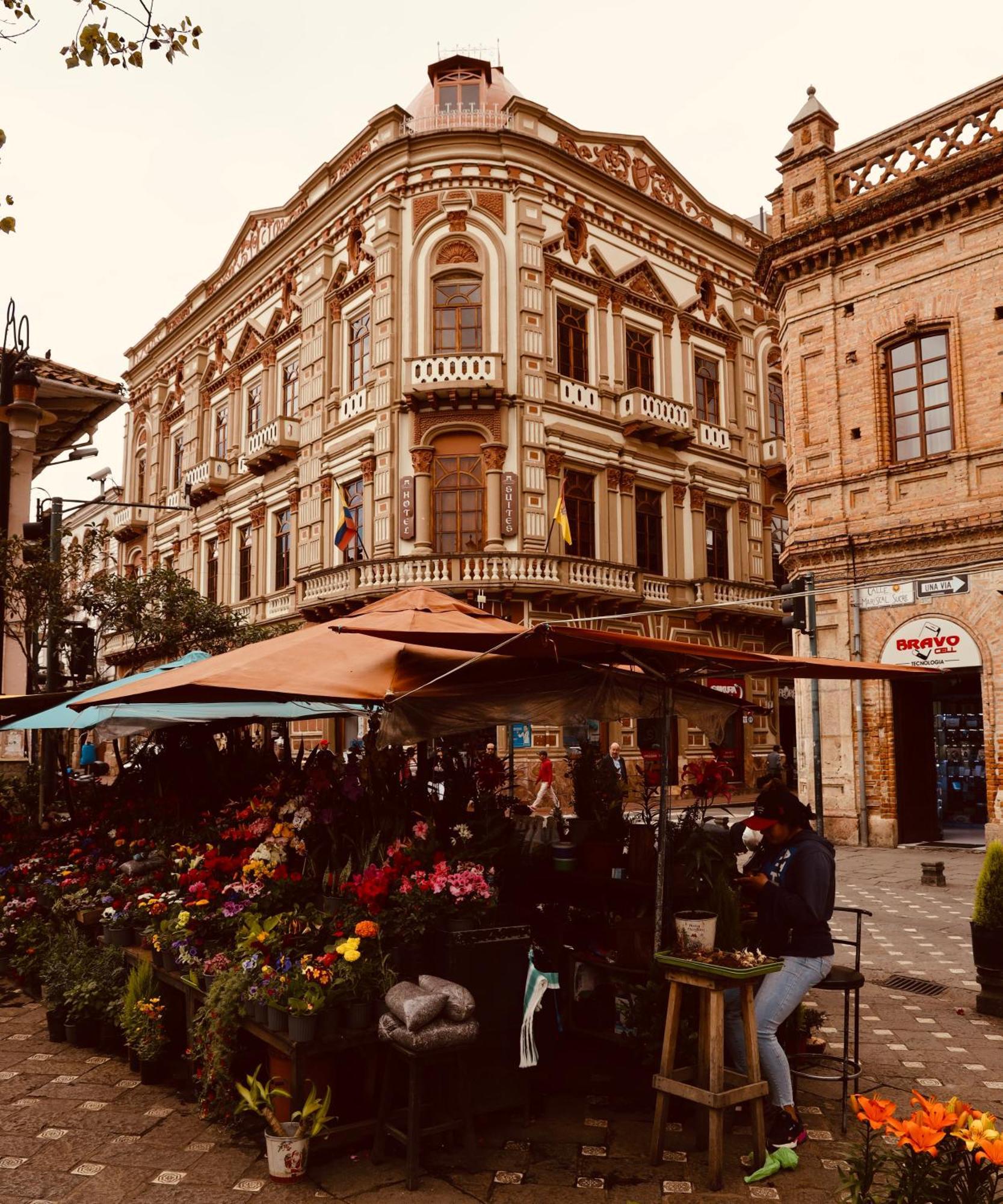Flore Hotel Boutique Куенка Екстериор снимка