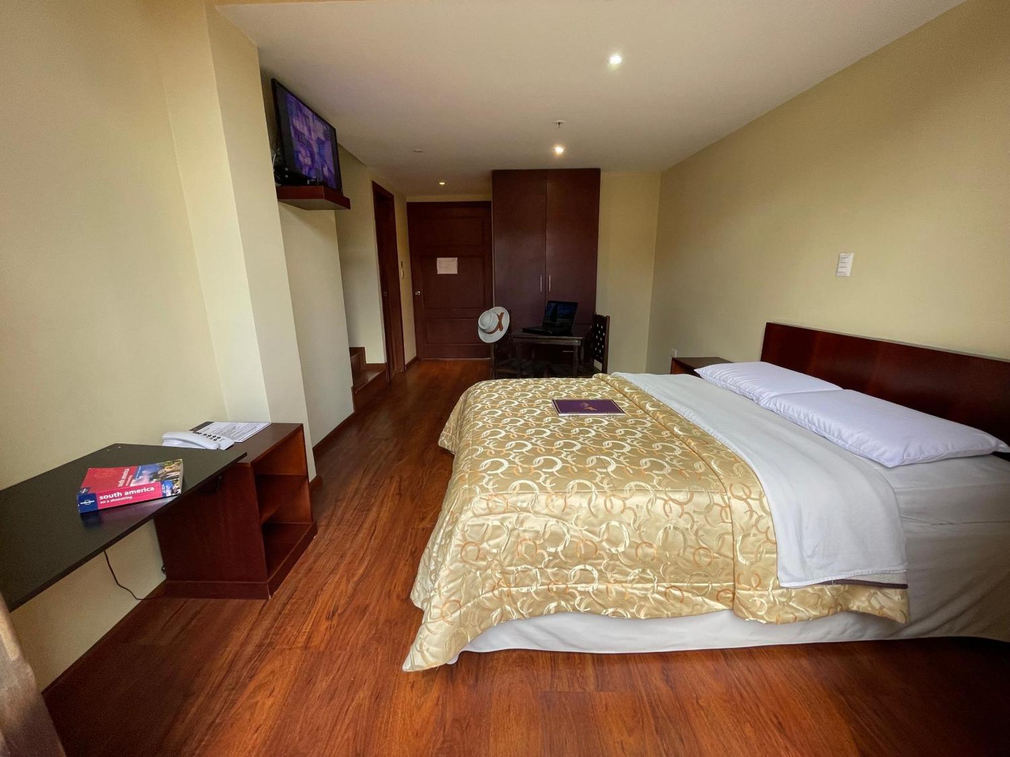 Flore Hotel Boutique Куенка Екстериор снимка